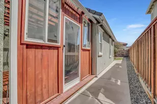 828 W Simplicidad St, Mountain House, CA 95391 - Photo 16
