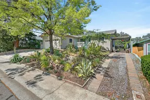 12915 Mott Ct, Auburn, CA 95603 - Photo 2