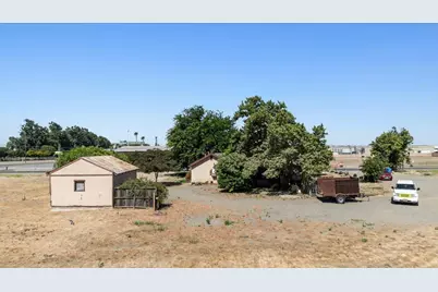 140 Swanson Road, Manteca, CA 95337 - Photo 14