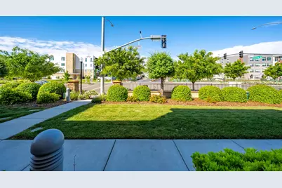 3790 E Commerce Way, Sacramento, CA 95834 - Photo 52