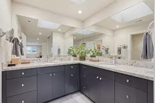 317 E Ranch Rd, Sacramento, CA 95825 - Photo 10