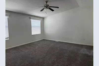 Capital Circle, Sacramento, CA 95828 - Photo 10