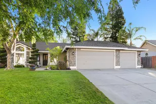 9362 Savin Pl, Elk Grove, CA 95624 - Photo 58