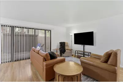 640 Woodside Sierra #3, Sacramento, CA 95825 - Photo 12