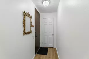640 Woodside Sierra, Sacramento, CA 95825 - Photo 10