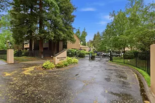 640 Woodside Sierra, Sacramento, CA 95825 - Photo 32