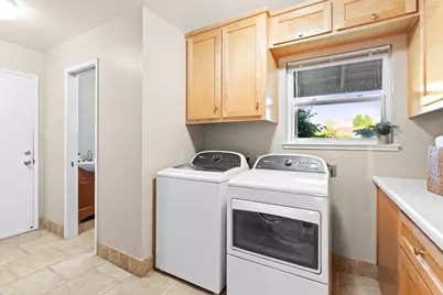 6919 Los Olivos Way, Carmichael, CA 95608 - Photo 28