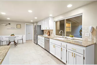 6919 Los Olivos Way, Carmichael, CA 95608 - Photo 6