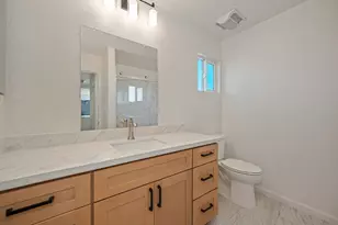 5105 Moon Lily Way, Elk Grove, CA 95757 - Photo 32