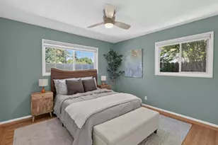 1185 Weber Way, Sacramento, CA 95822 - Photo 32