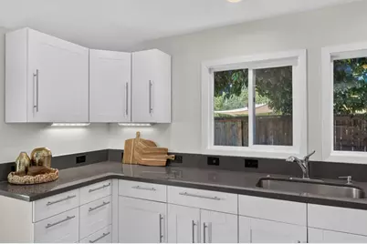 1185 Weber Way, Sacramento, CA 95822 - Photo 26