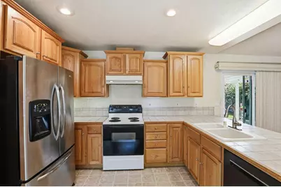 4319 Thunder Way, Sacramento, CA 95826 - Photo 10