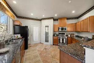 1212 Vessona Cir, Folsom, CA 95630 - Photo 14