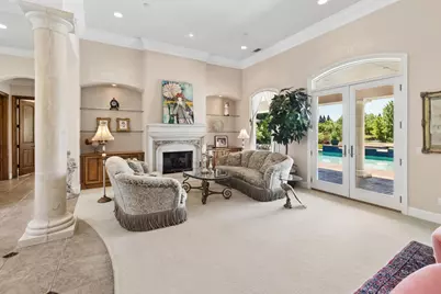 10638 Birch Ranch Drive, Sacramento, CA 95830 - Photo 14