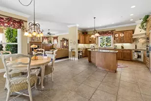 10638 Birch Ranch Dr, Sacramento, CA 95830 - Photo 32