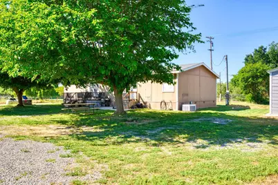 12518 Lone Oak Road, Waterford, CA 95386 - Photo 32