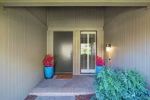1954 D O Mills Ct, Gold River, CA 95670 - Photo 4