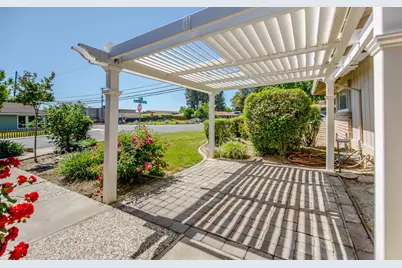 1 Monte Vista Drive, Woodland, CA 95695 - Photo 4