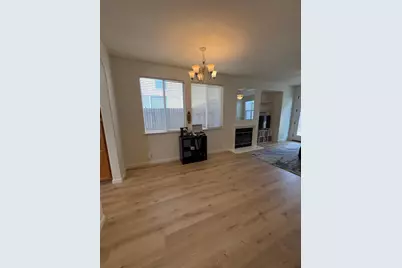 1883 Malachite Way, Roseville, CA 95747 - Photo 2