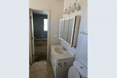 1865 E Acacia Street, Stockton, CA 95205 - Photo 10