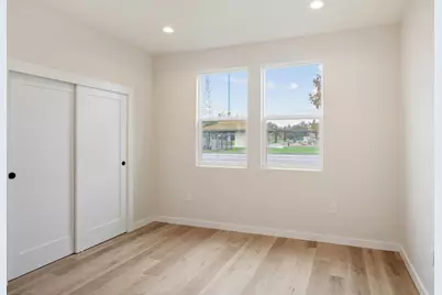 243 E E 3rd St, Tracy, CA 95376 - Photo 20