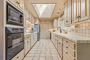 417 Little John Ln, Modesto, CA 95350 - Photo 16