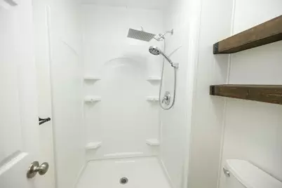 Jackson Avenue #194, Escalon, CA 95320 - Photo 12