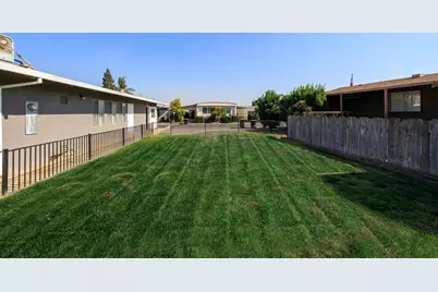 Jackson Avenue #194, Escalon, CA 95320 - Photo 6