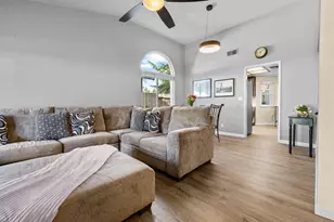 2270 Longview Dr, Roseville, CA 95747 - Photo 2