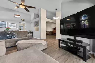 2270 Longview Drive, Roseville, CA 95747 - Photo 2