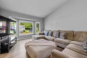2270 Longview Dr, Roseville, CA 95747 - Photo 1