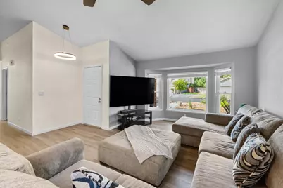 2270 Longview Drive, Roseville, CA 95747 - Photo 1