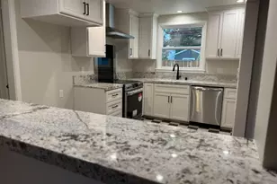 52 Coloma Way, Sacramento, CA 95819 - Photo 6