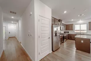 1693 Bullock Dr, Woodland, CA 95776 - Photo 10