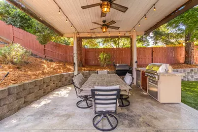 2725 Burrelton Way, Roseville, CA 95661 - Photo 38