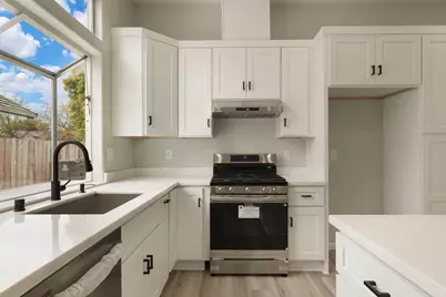 9673 Twin Creeks Avenue, Stockton, CA 95219 - Photo 14