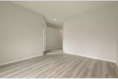 9673 Twin Creeks Avenue, Stockton, CA 95219 - Photo 10