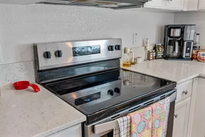 209 Dogwood Ranch Way, Patterson, CA 95363 - Photo 6