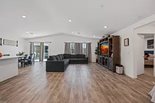 209 Dogwood Ranch Wy, Patterson, CA 95363 - Photo 2