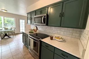 938 Snyder, Davis, CA 95616 - Photo 6