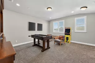 2040 Somers St, Roseville, CA 95747 - Photo 26