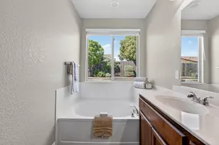 2040 Somers St, Roseville, CA 95747 - Photo 18