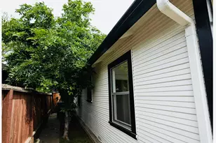 2117 E Washington St, Stockton, CA 95205 - Photo 12