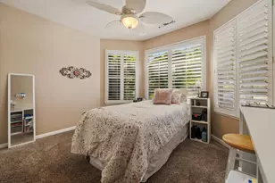 1084 Eastburg Ct, Ripon, CA 95366 - Photo 8