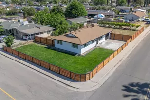 1209 Peach Ave, Livingston, CA 95334 - Photo 2