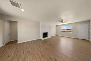 1209 Peach Ave, Livingston, CA 95334 - Photo 12