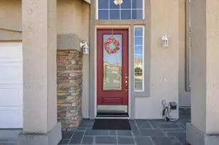 9487 Winding River Way, Elk Grove, CA 95624 - Photo 6