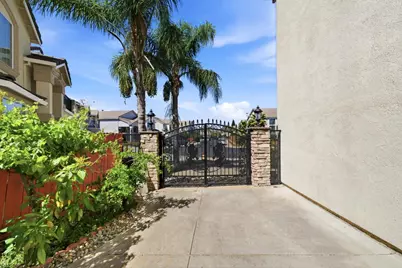 9487 Winding River Way, Elk Grove, CA 95624 - Photo 68