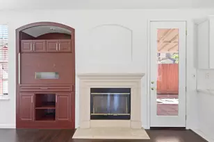 9487 Winding River Way, Elk Grove, CA 95624 - Photo 36