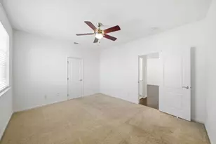 9487 Winding River Way, Elk Grove, CA 95624 - Photo 48